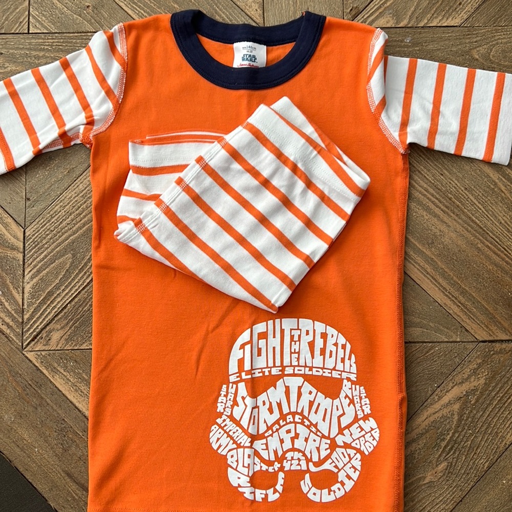 Hanna Andersson Star Wars short sleeve with shorts pj set. Excellent condition!